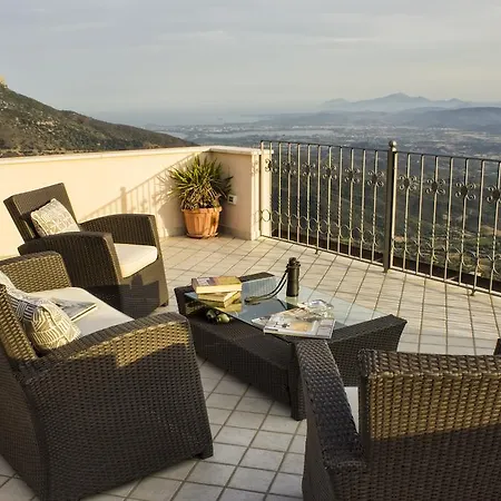 Dommu Agostina Bed & Breakfast